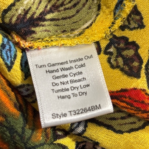 Tru Luxe Jeans Floral Blouse - Yellow and Pink - Picture 7 of 7